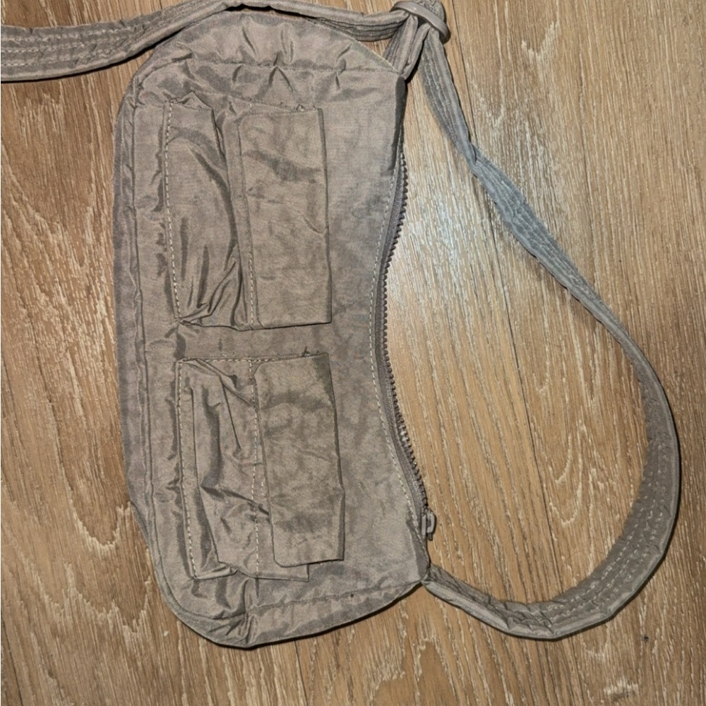 BAGGU Dove Shoulder Bag (Never used just missing tags) - Picture 2 of 3